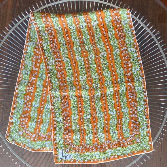 Vintage Vera Neumann rectangular scarf - Picture 2 of 11